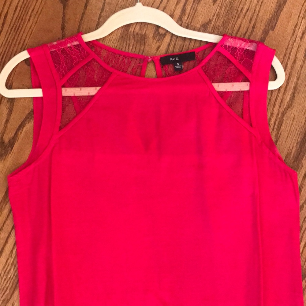 Cute Fuschia Lace Top, small